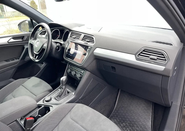 Volkswagen Tiguan cena 119500 przebieg: 58900, rok produkcji 2019 z Żarki małe 497